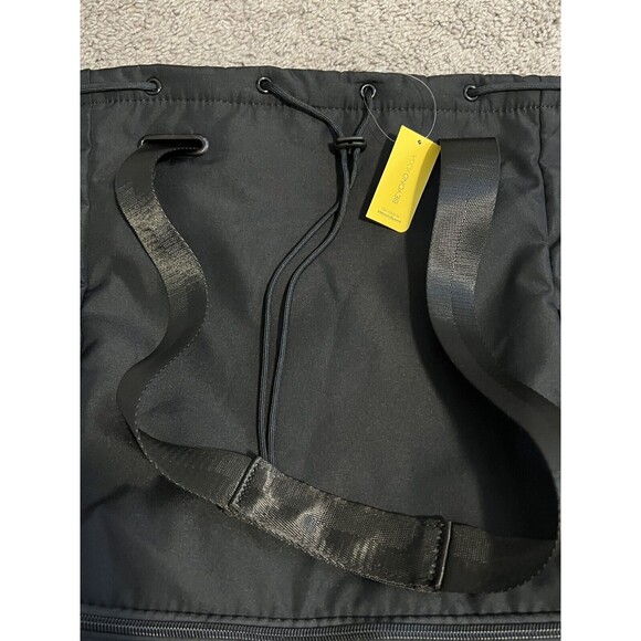 NWT Beyond Yoga Convertible Gym Bag Backpack Black Tote Carrying Case - Picture 5 of 9